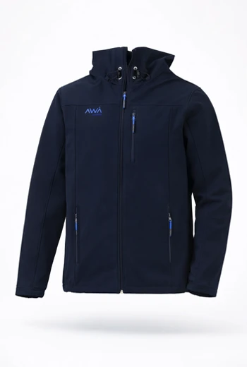 CHOMPA SOFTSHELL IMPERMEABLE CON CAPUCHA Y CIERRE COMPLETO
