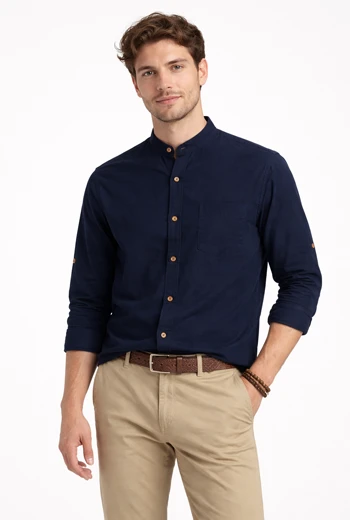 CAMISA FORMAL CON CUELLO CHINO Y BOLSILLO FRONTAL