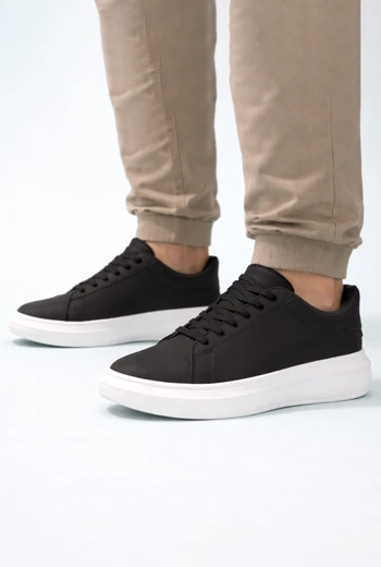 ZAPATILLAS URBAN CLASSIC NEGRO CON SUELA BLANCA
